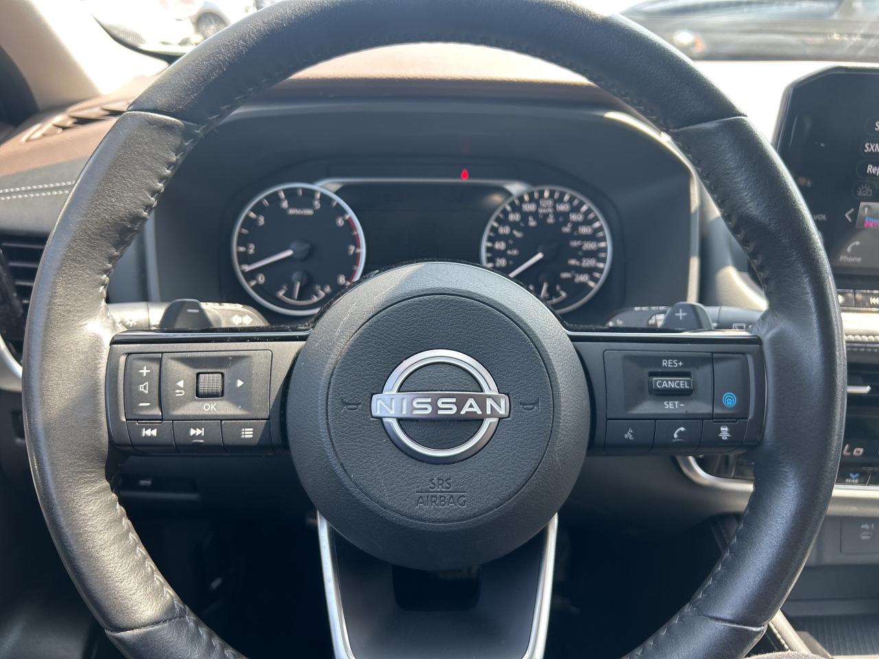 2023 Nissan Rogue AWD SL, Leather Seats, Pano-Roof, Nav. Photo