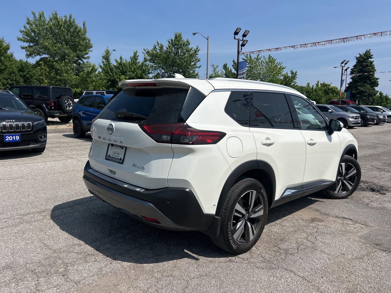 2023 Nissan Rogue AWD SL w/Leather Seats, Pano-Moonroof, NAV Photo4