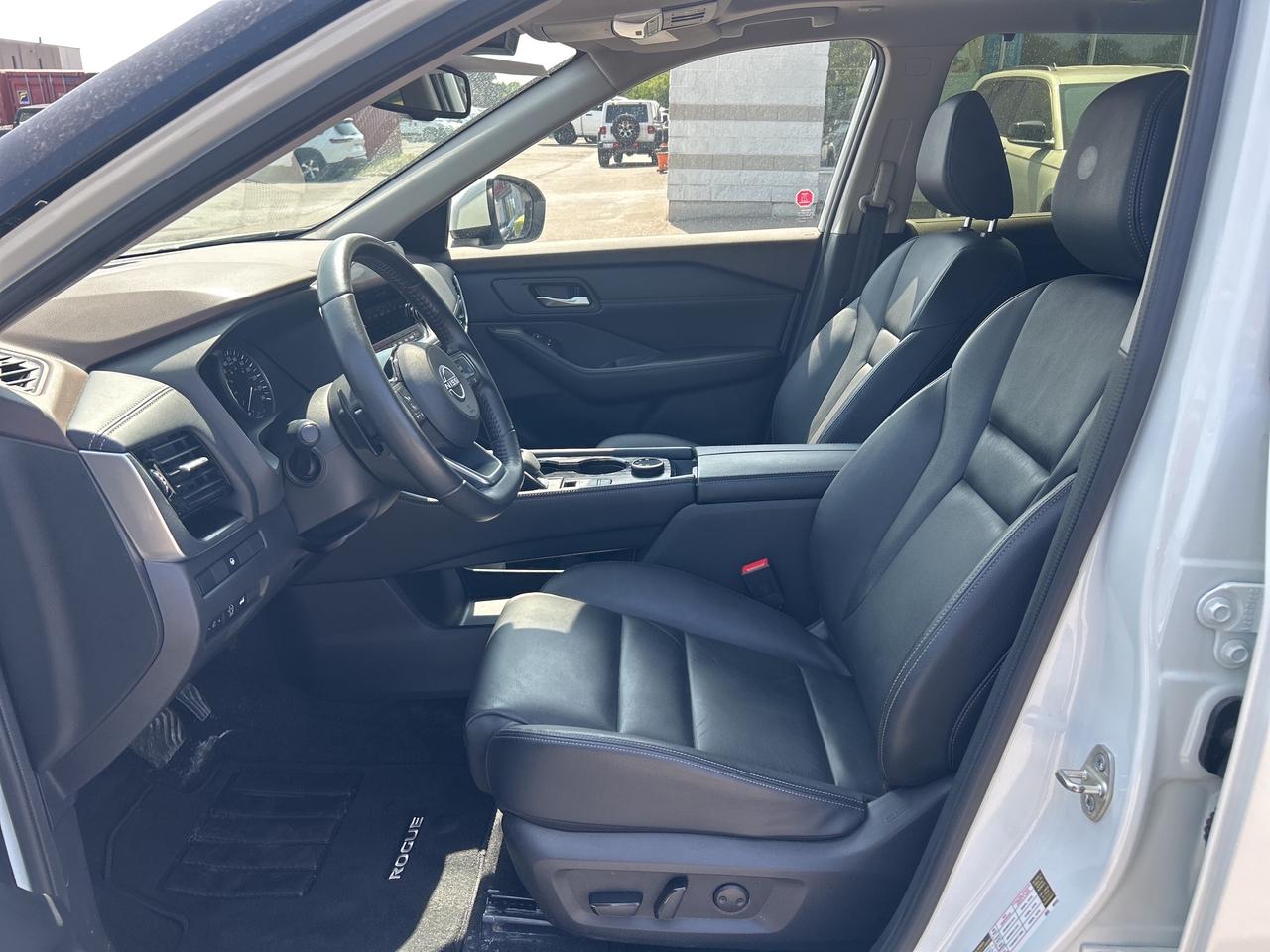 2023 Nissan Rogue AWD SL w/Leather Seats, Pano-Moonroof, NAV Photo