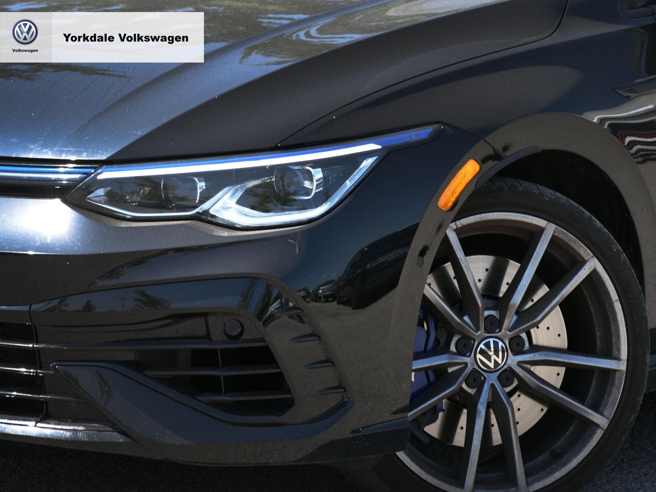 2024 Volkswagen Golf R  Photo