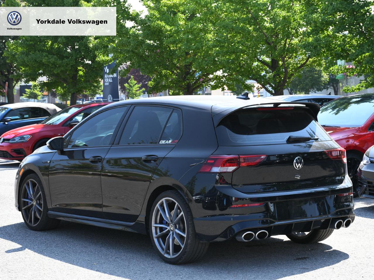 2024 Volkswagen Golf R  Photo