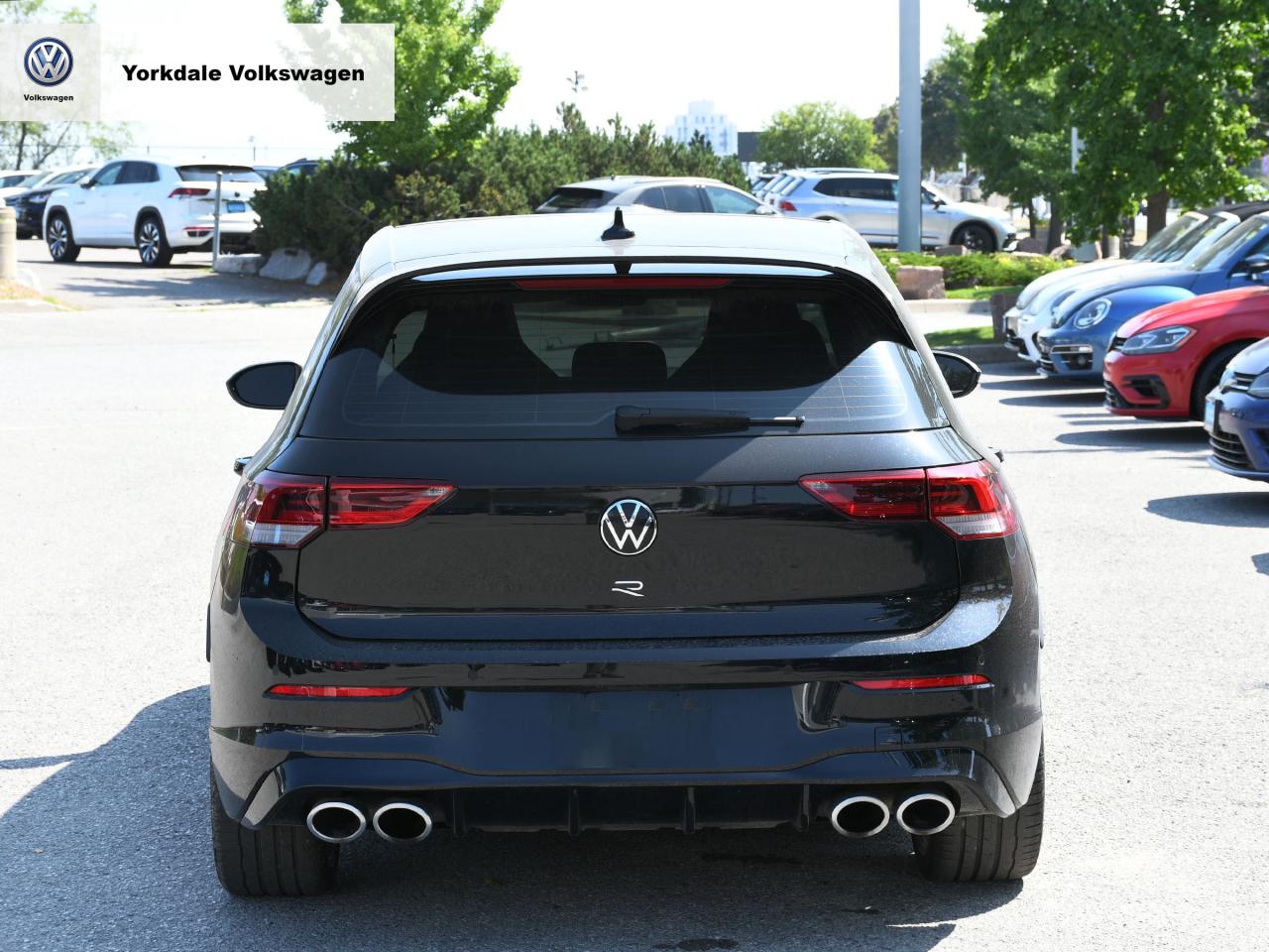 2024 Volkswagen Golf R  Photo