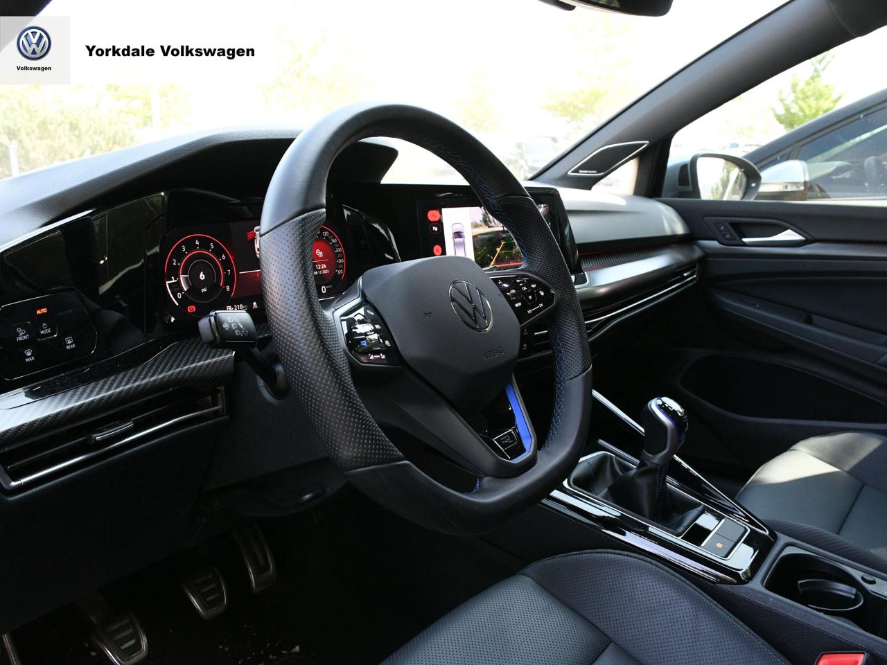 2024 Volkswagen Golf R  Photo