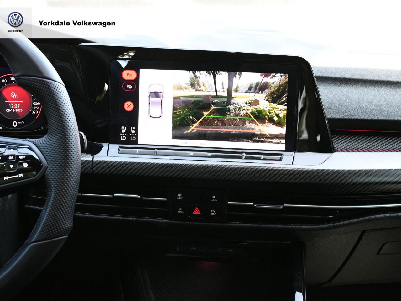 2024 Volkswagen Golf R  Photo