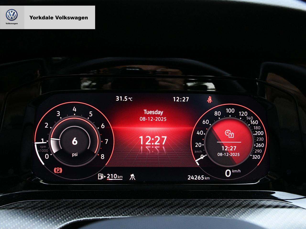 2024 Volkswagen Golf R  Photo