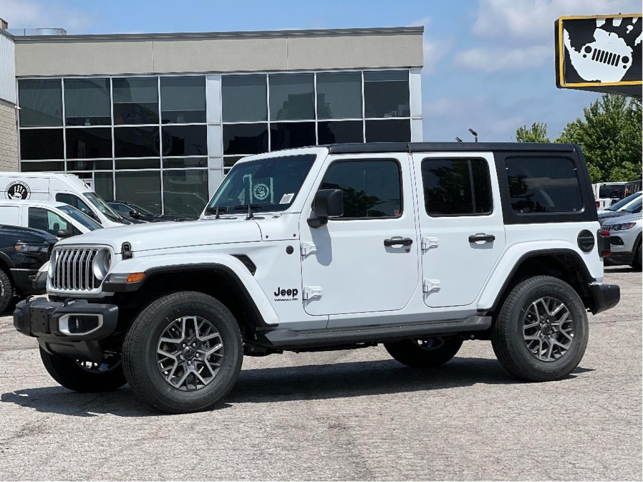 2025 Jeep Wrangler Sahara w/Safety Group, Side Steps Photo