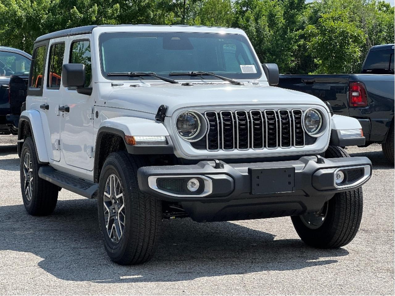 2025 Jeep Wrangler Sahara w/Safety Group, Side Steps Photo