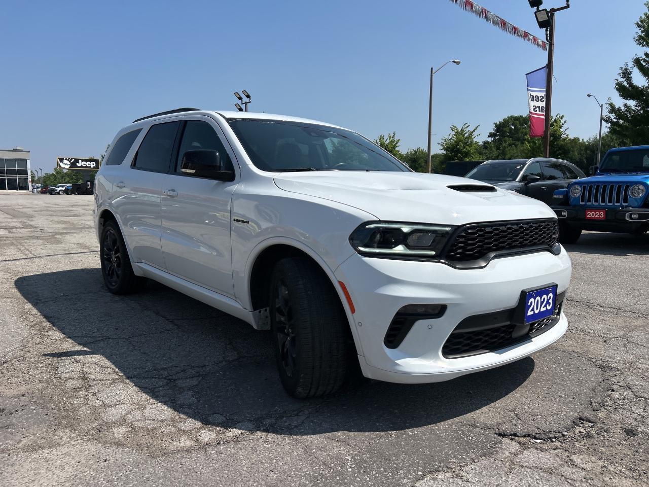 2023 Dodge Durango R/T w/Blacktop Package, Red Leather, Sunroof Photo