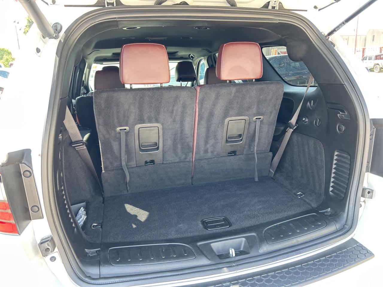 2023 Dodge Durango R/T w/Blacktop Package, Red Leather, Sunroof Photo