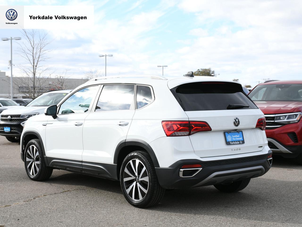 2023 Volkswagen Taos  Photo3