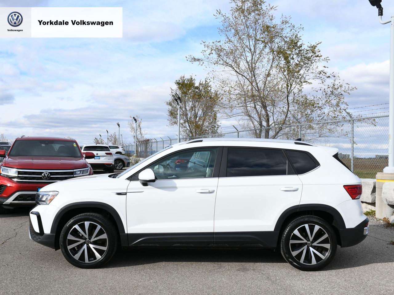 2023 Volkswagen Taos  Photo2