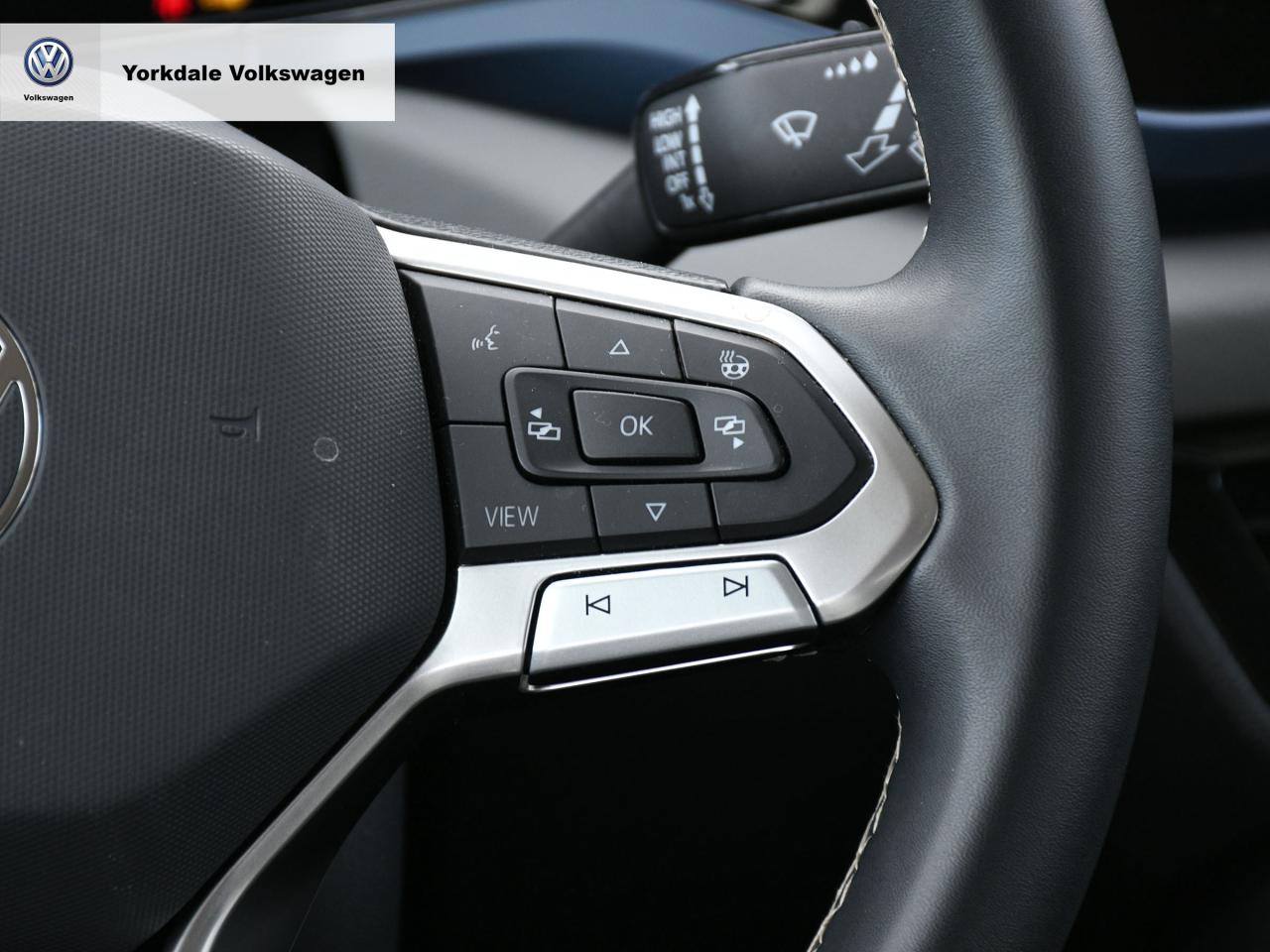 2023 Volkswagen Taos  Photo