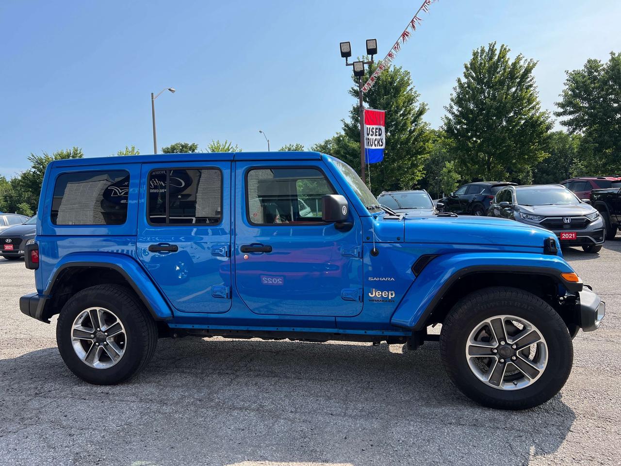 2023 Jeep Wrangler Sahara 4 Door 4x4 w/Body Colour Hard Top Photo4