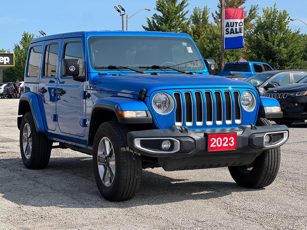 2023 Jeep Wrangler Sahara 4 Door 4x4 w/Body Colour Hard Top Photo