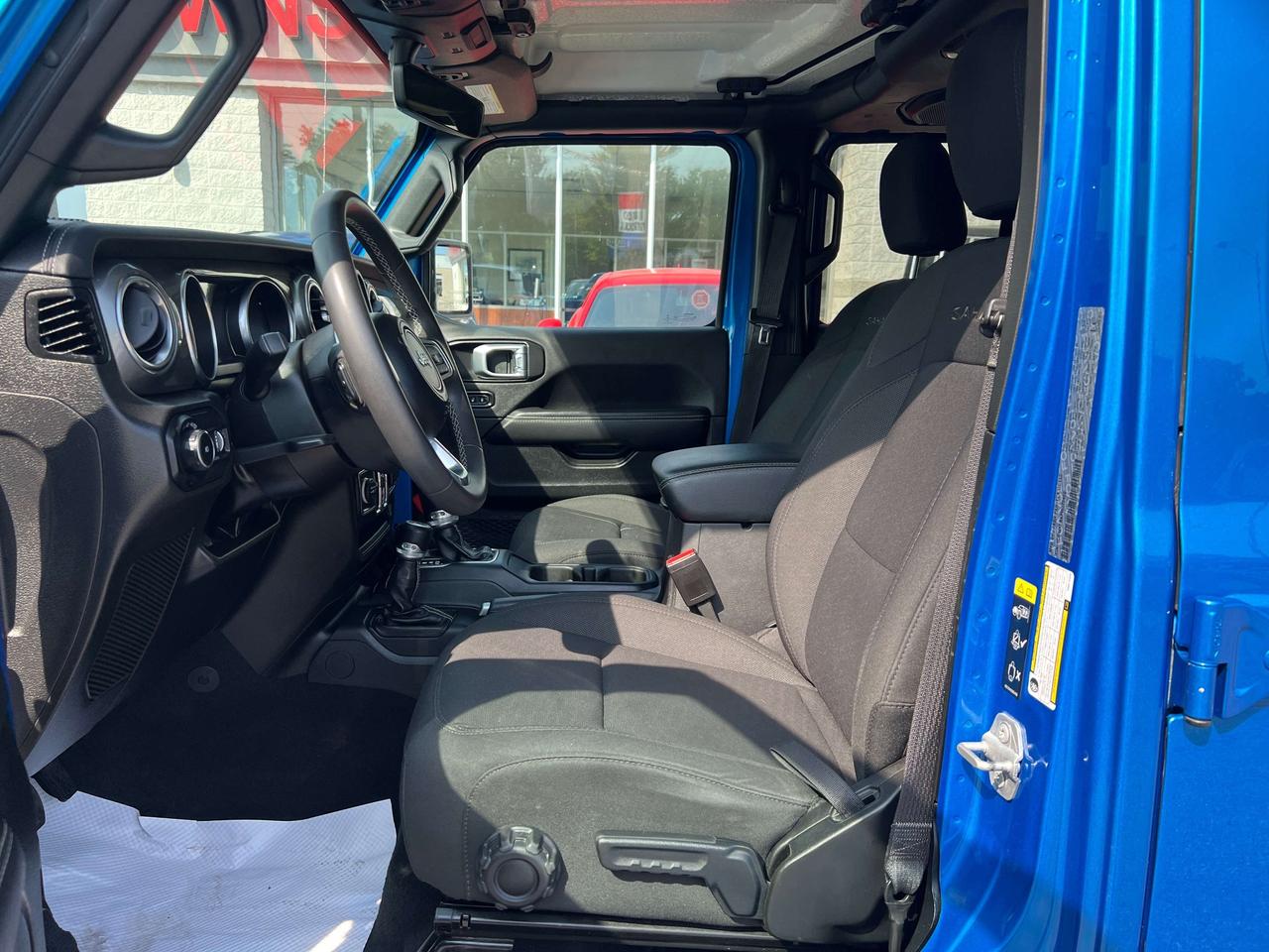 2023 Jeep Wrangler Sahara 4 Door 4x4 w/Body Colour Hard Top Photo