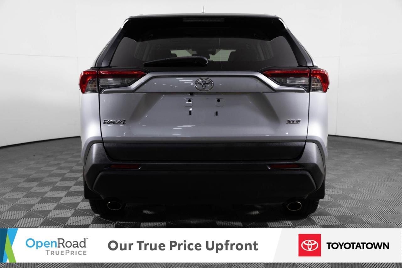 2020 Toyota RAV4 XLE! ACCIDENT FREE! LOADED! Photo