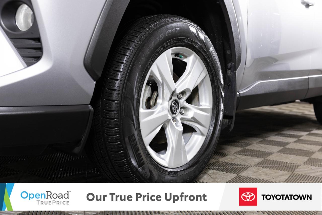 2020 Toyota RAV4 XLE! ACCIDENT FREE! LOADED! Photo