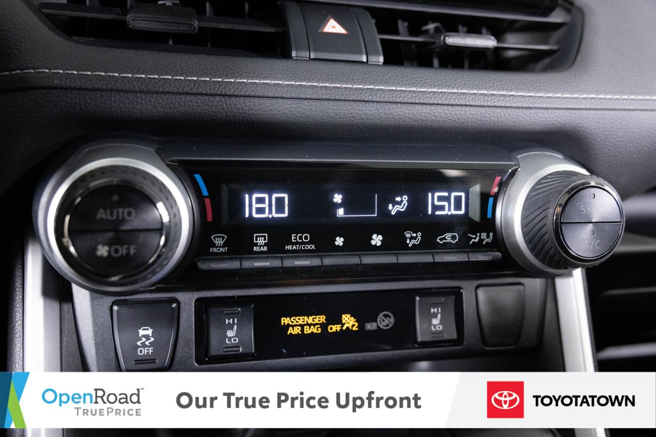 2020 Toyota RAV4 XLE! ACCIDENT FREE! LOADED! Photo