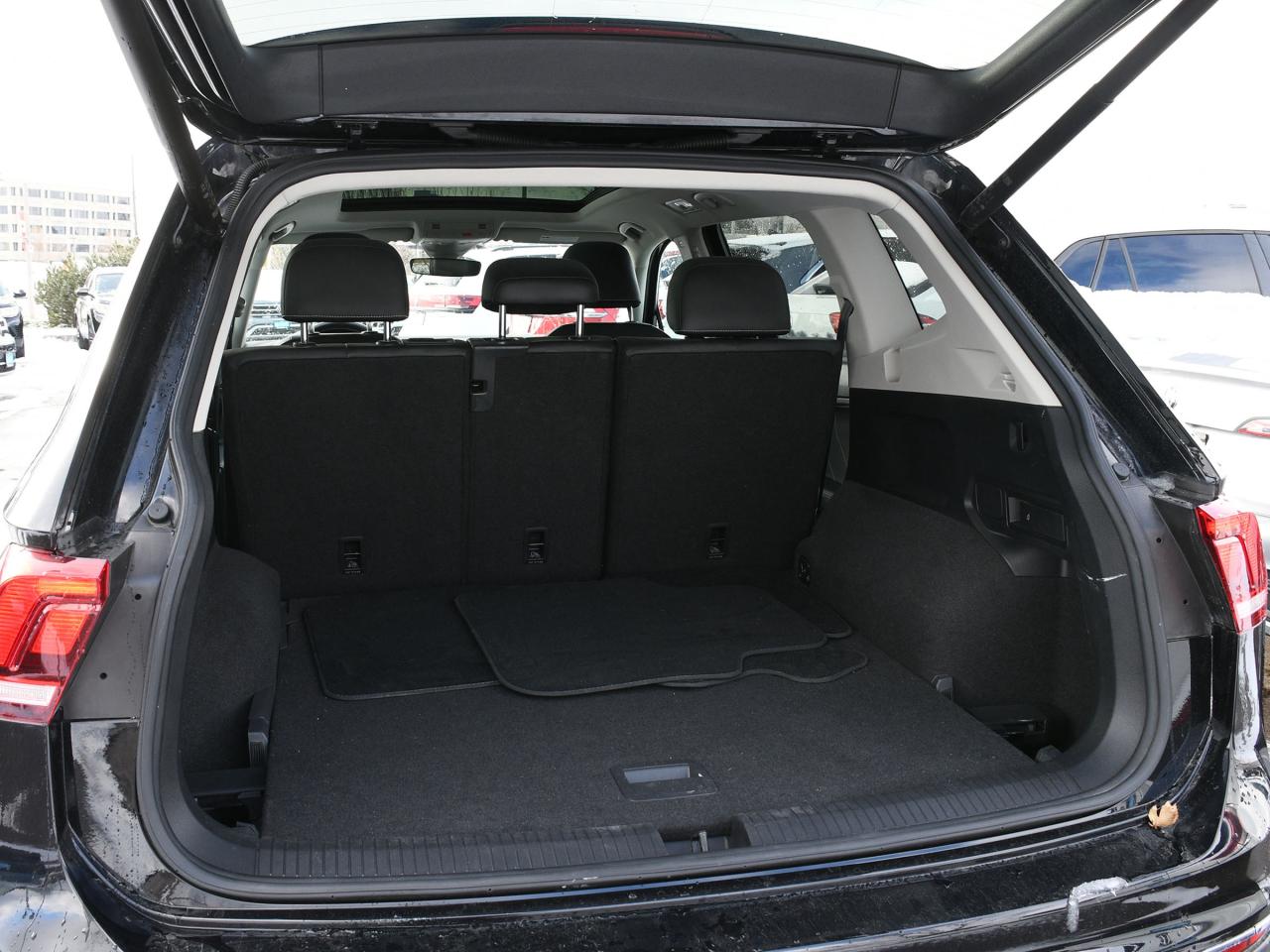 2022 Volkswagen Tiguan 4Motion Photo