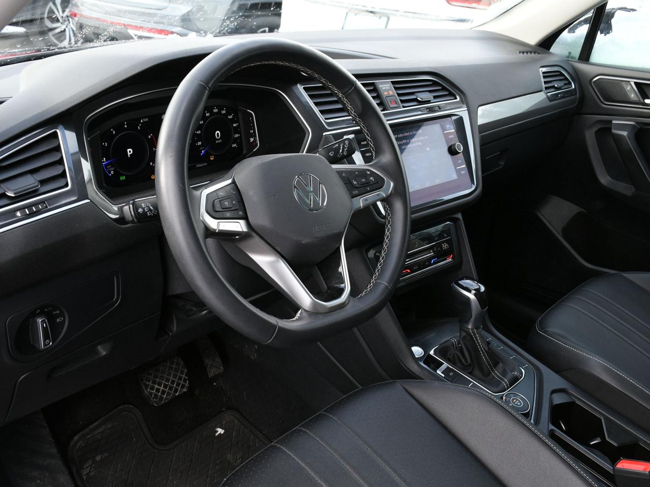 2022 Volkswagen Tiguan 4Motion Photo