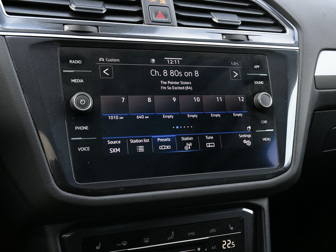 2022 Volkswagen Tiguan 4Motion Photo