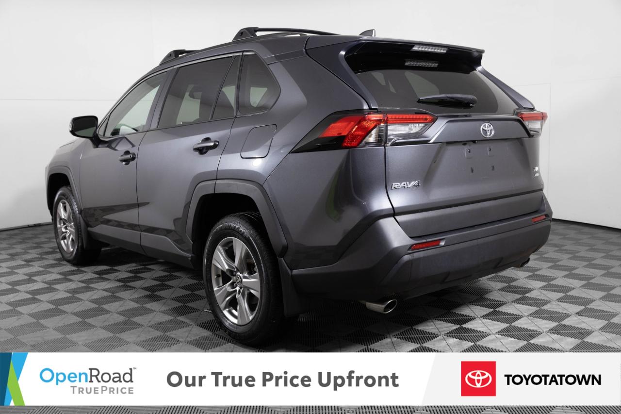2023 Toyota RAV4 XLE! CERTIFIED PRE OWNED! ACCIDENT FREE! ELIGIBLE Photo3