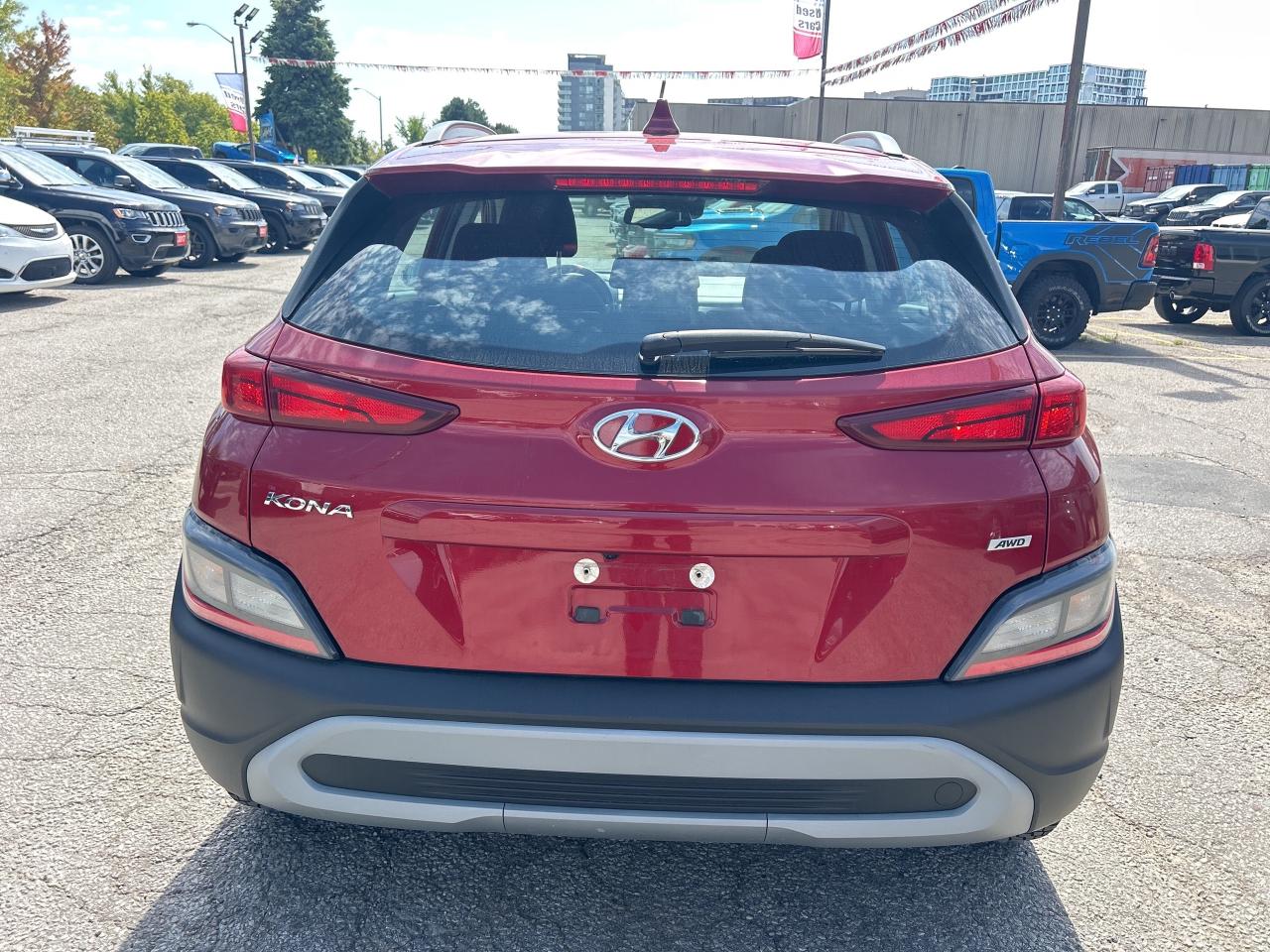 2023 Hyundai KONA Preferred AWD, Remote Start, Heated Seats, BSM. Photo4