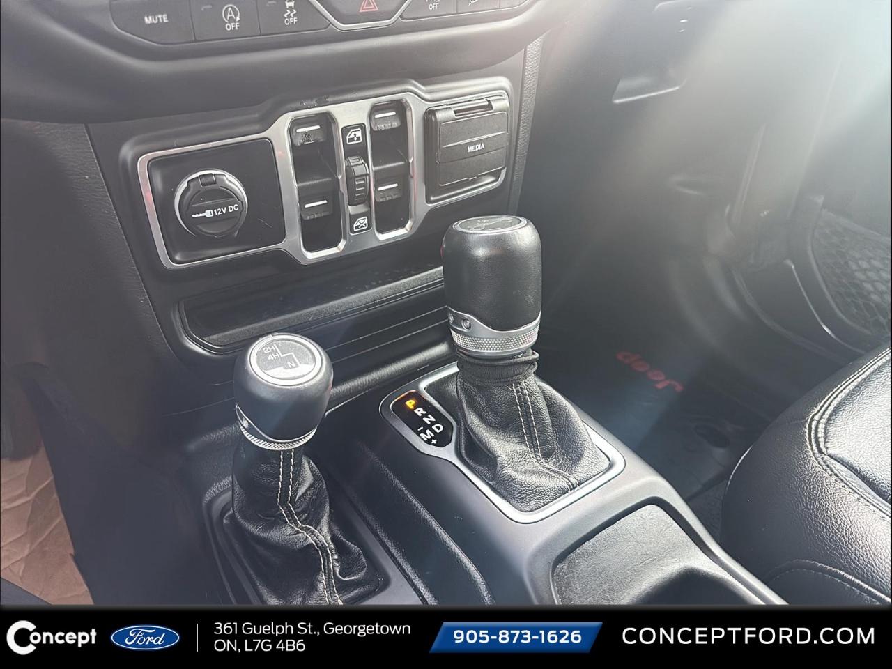 2020 Jeep WRANGLER UNLIMITED 1 OWNER   SOFT+HARD TOP   LOCAL TRADE   CLEAN Photo