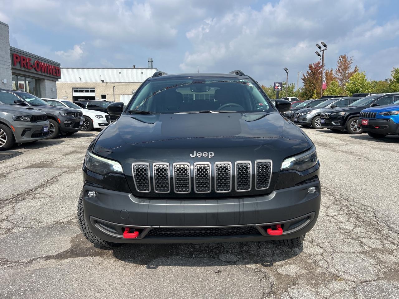 2022 Jeep Cherokee Trailhawk 4x4 w/Blind Spot, Heated Seats, Car Play Photo
