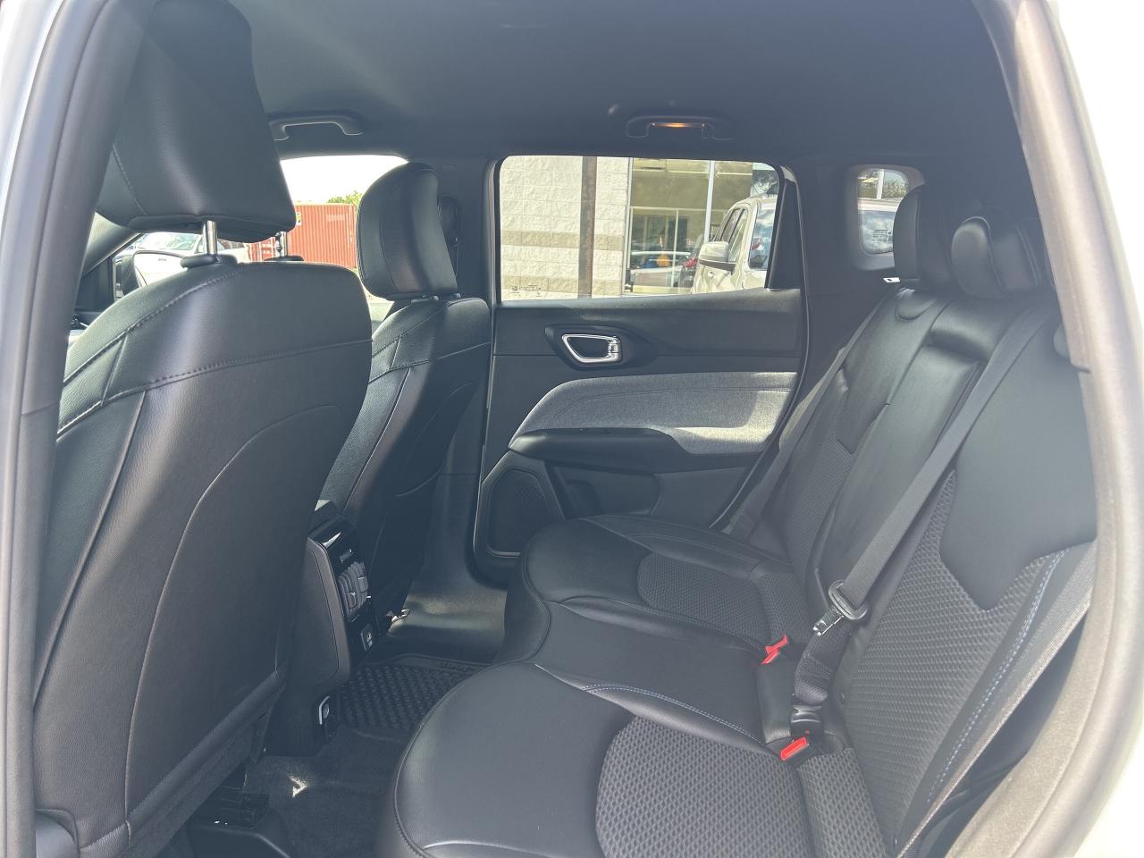 2025 Jeep Compass Just Like New!! North 4x4 Photo