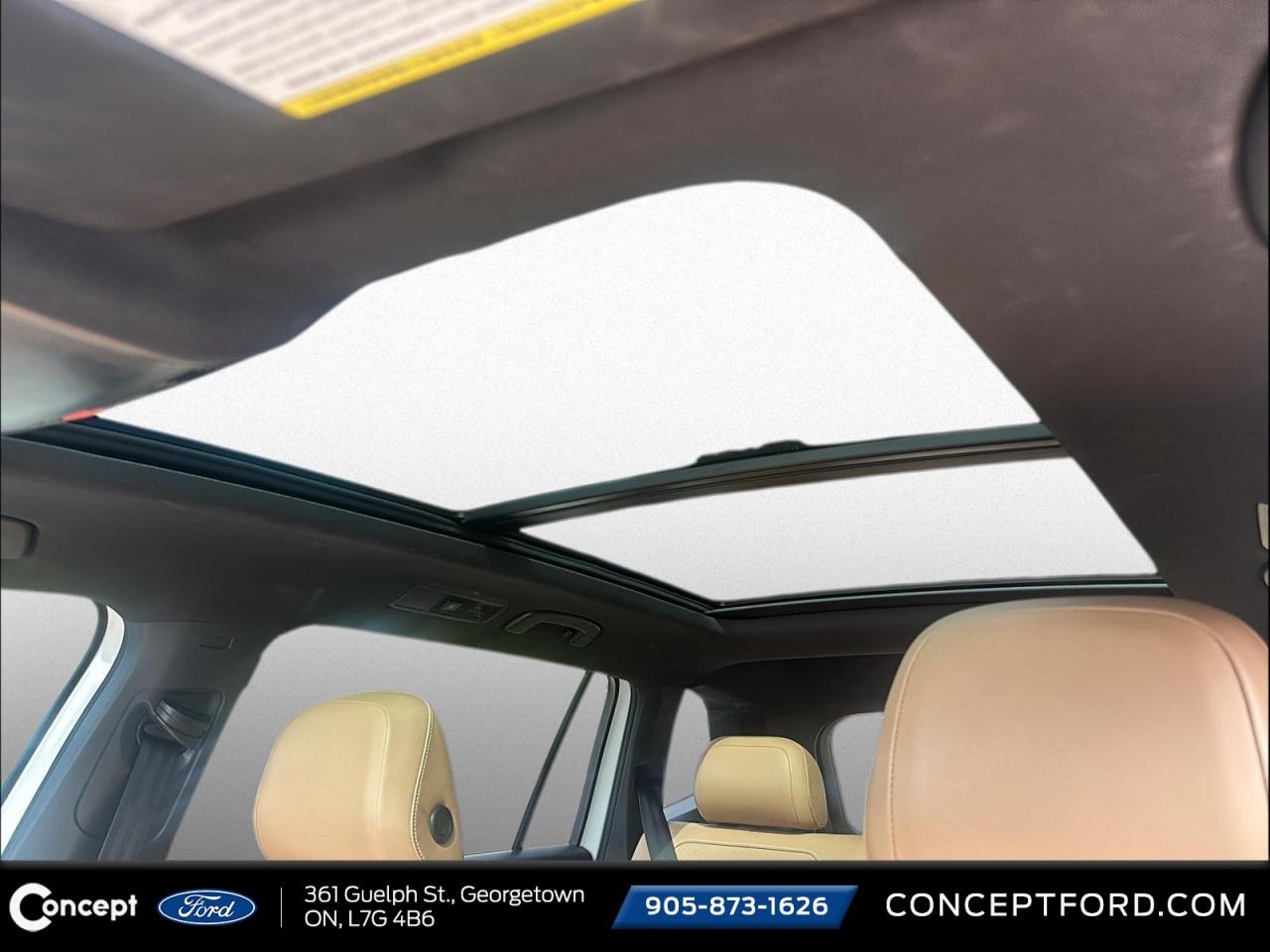 2023 Volkswagen Tiguan 1 OWNER   R LINE   LEATHER   ROOF   HIGHWAY MILES Photo