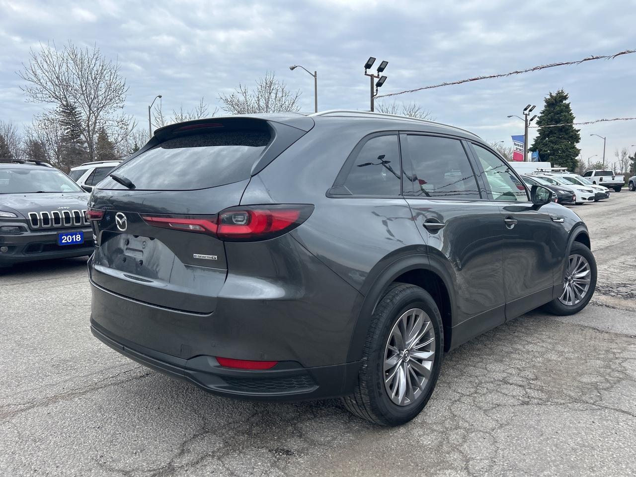 2025 Mazda CX-90 MHEV GS-L AWD w/Leather Heated Seats, 8 Passenger Photo4