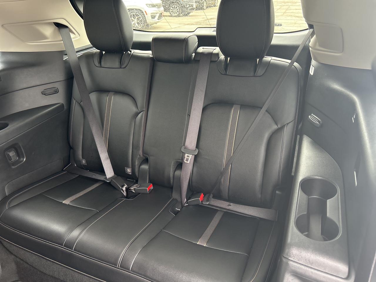 2025 Mazda CX-90 MHEV GS-L AWD w/Leather Heated Seats, 8 Passenger Photo
