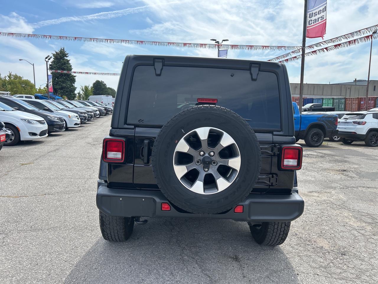 2021 Jeep Wrangler Sahara w/NAV & Sound, Heated Seats/Steering Photo4