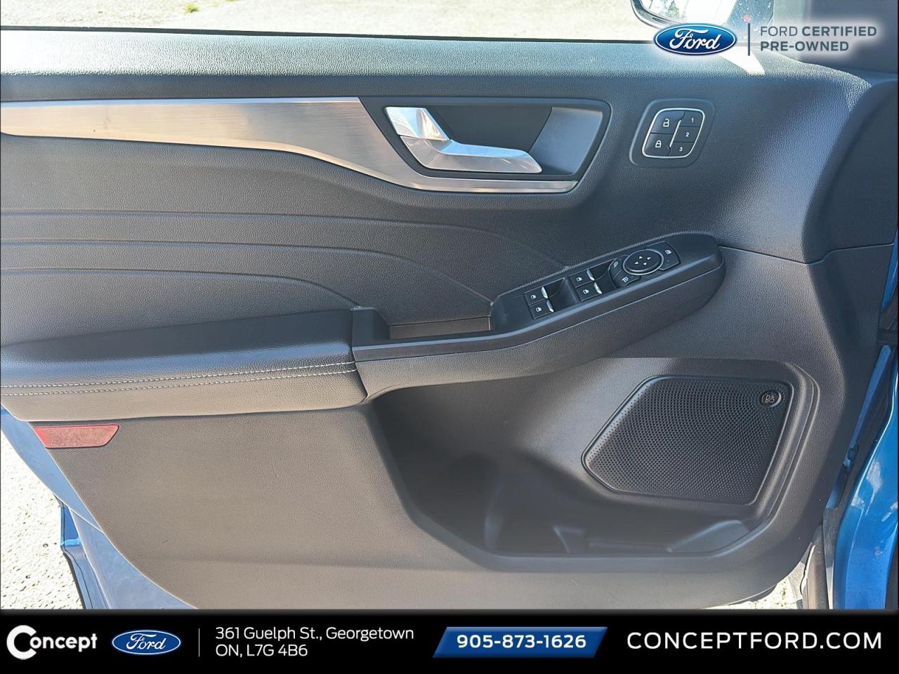 2021 Ford Escape TITANIUM   HYBRID   AWD   8/160 WARRANTY Photo