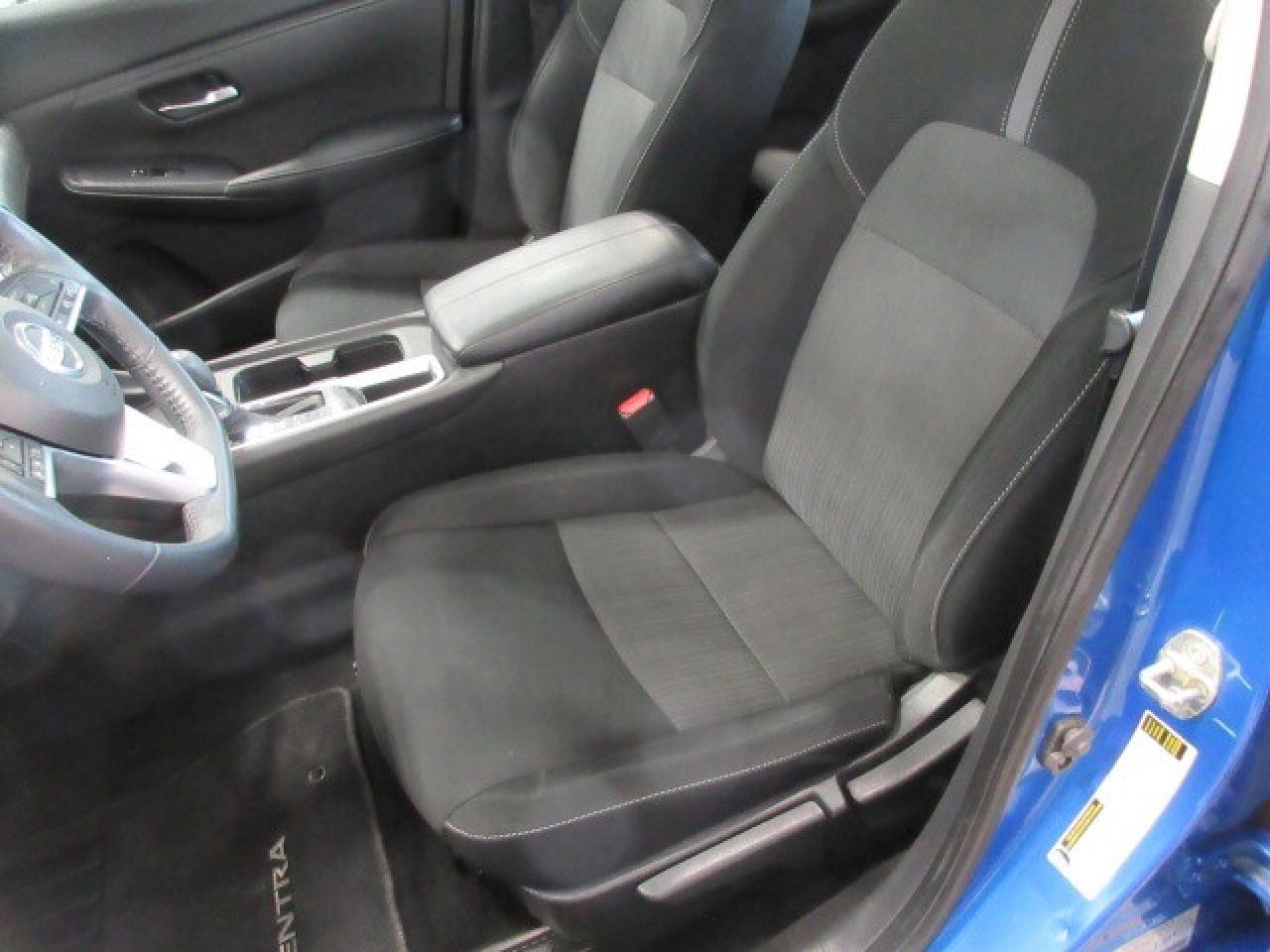 2021 Nissan Sentra SV, ROOF, HTD. SEATS, ALLOYS, APPLE/ANDROID, 47K! Photo