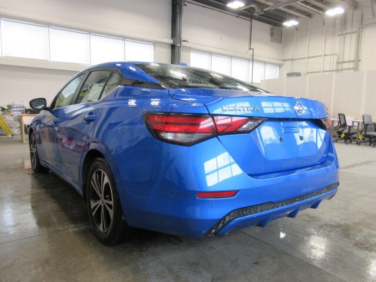 2021 Nissan Sentra SV, ROOF, HTD. SEATS, ALLOYS, APPLE/ANDROID, 47K! Photo