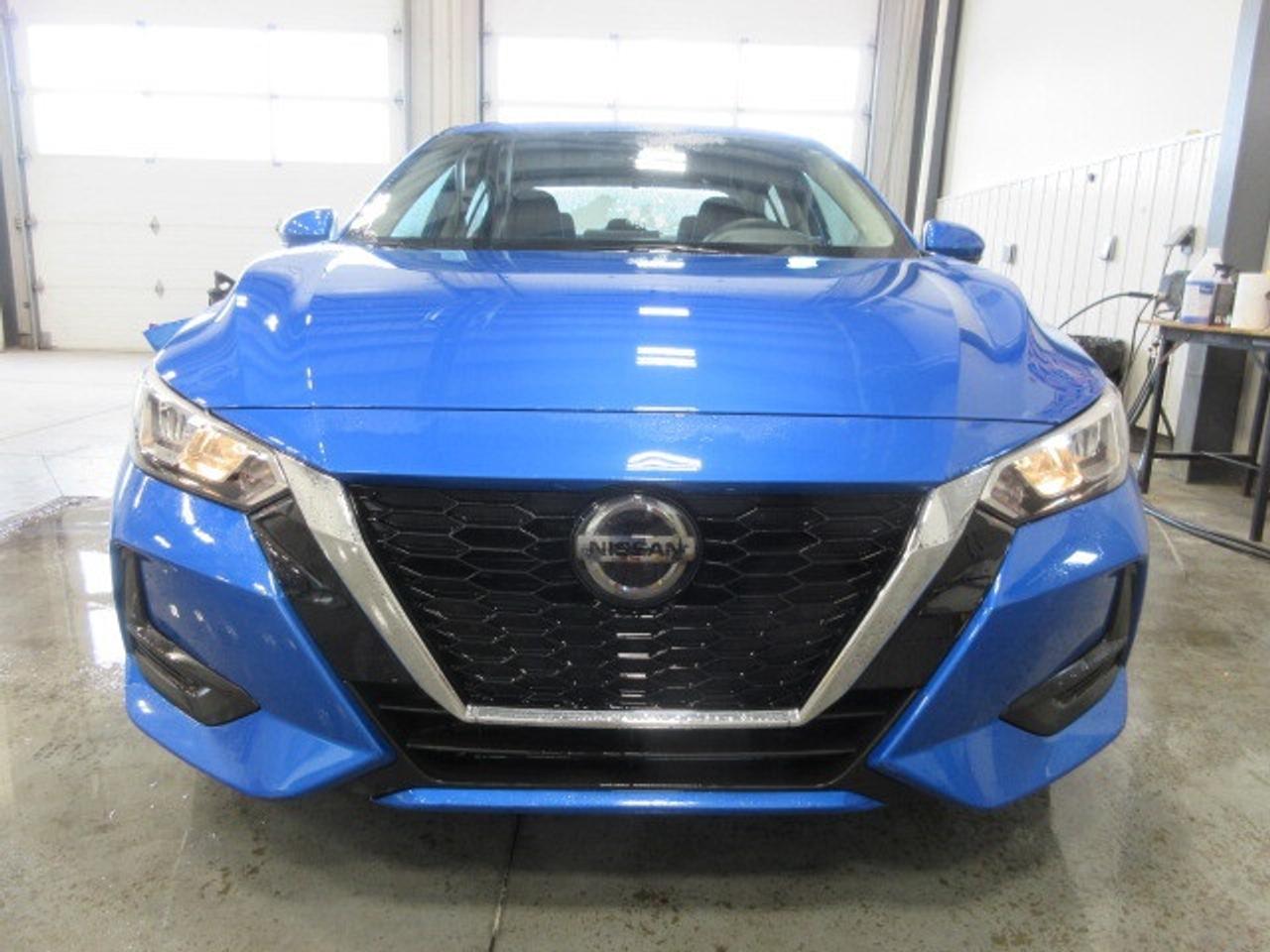 2021 Nissan Sentra SV, ROOF, HTD. SEATS, ALLOYS, APPLE/ANDROID, 47K! Photo