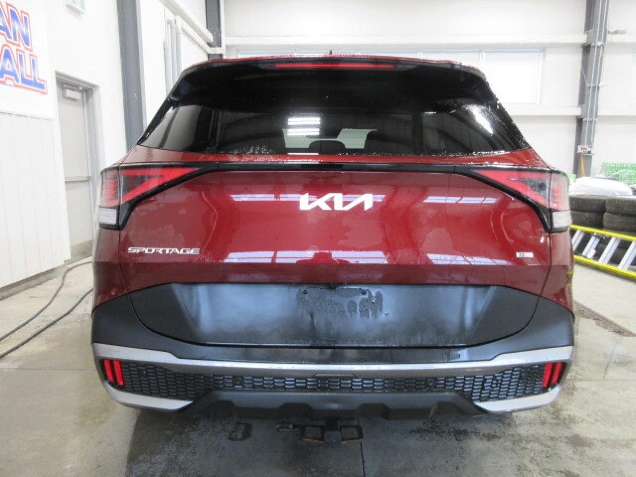 2023 Kia Sportage X-LINE AWD, HTD. LEATHER, APPLE/ANDROID, 79K! Photo