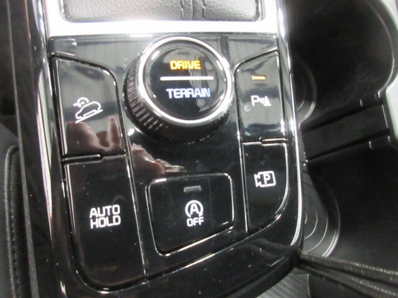 2023 Kia Sportage X-LINE AWD, HTD. LEATHER, APPLE/ANDROID, 79K! Photo