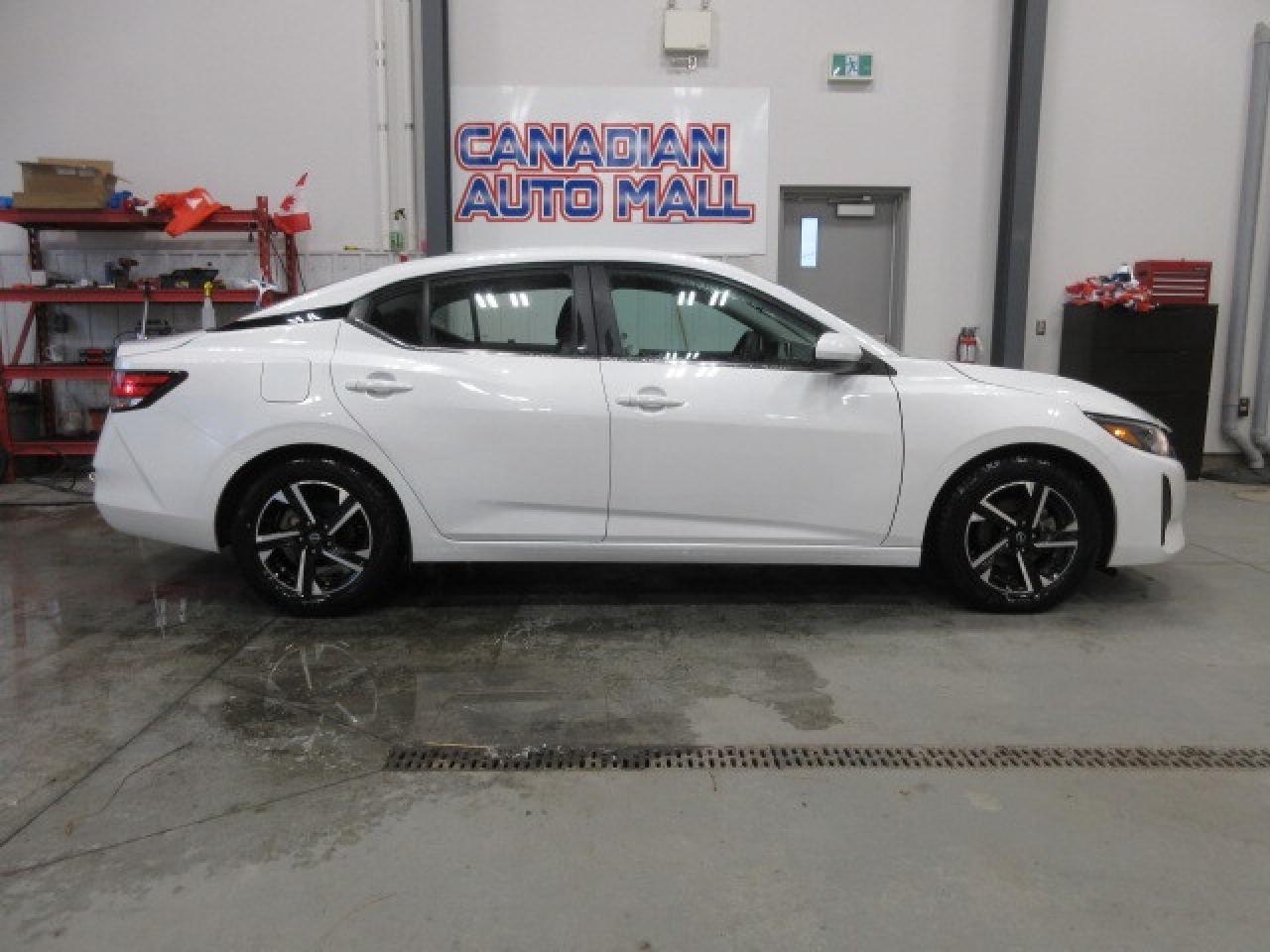 2024 Nissan Sentra SV, HTD. SEATS, ALLOYS, A/C, APPLE/ANDROID, 51K! Photo