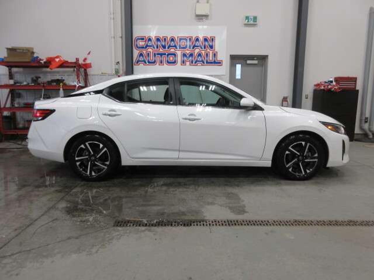 2024 Nissan Sentra SV, HTD. SEATS, ALLOYS, A/C, APPLE/ANDROID, 51K! Photo