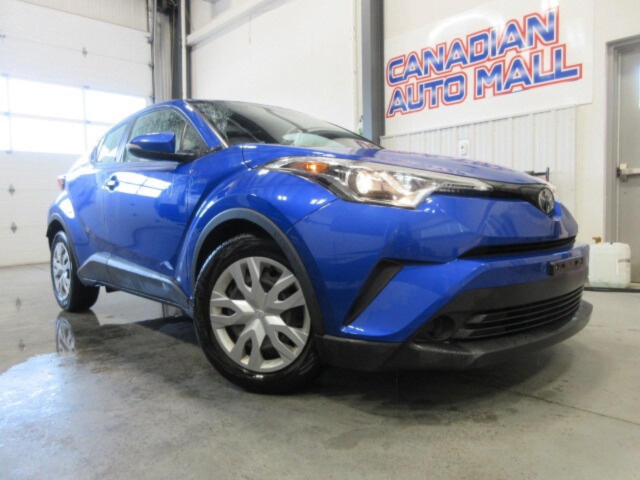 2019 Toyota C-HR CLEAN CARFAX! AUTO, A/C, BT, CAMERA, 99K! Photo