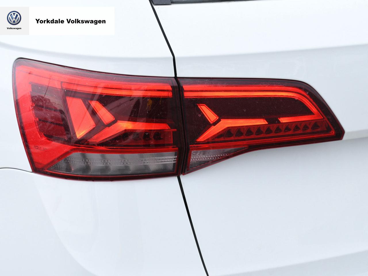 2024 Volkswagen Taos  Photo