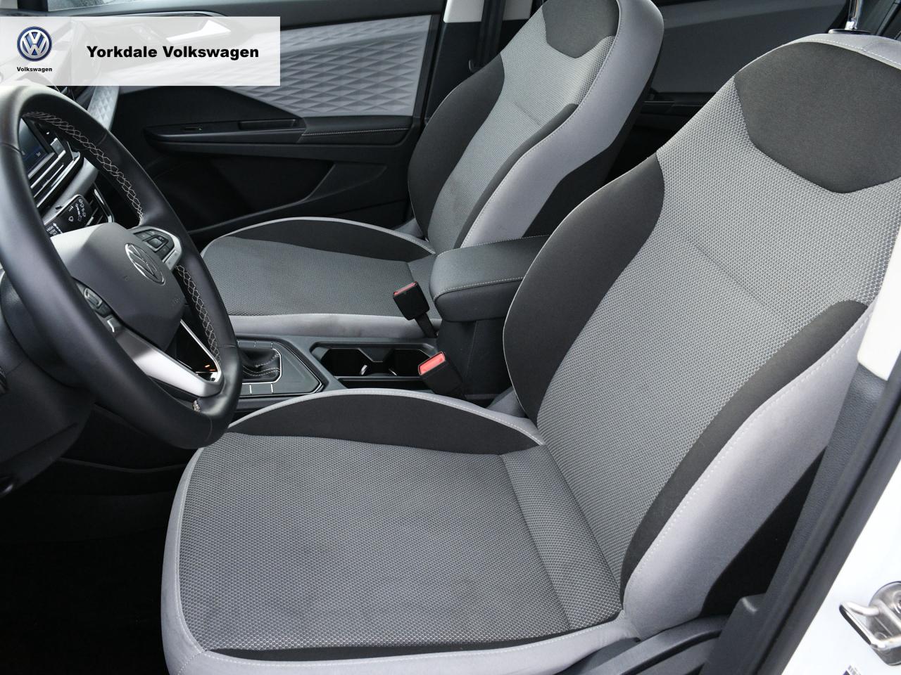 2024 Volkswagen Taos  Photo