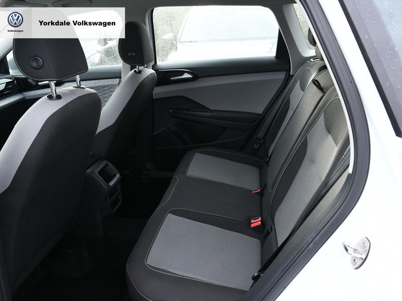 2024 Volkswagen Taos  Photo