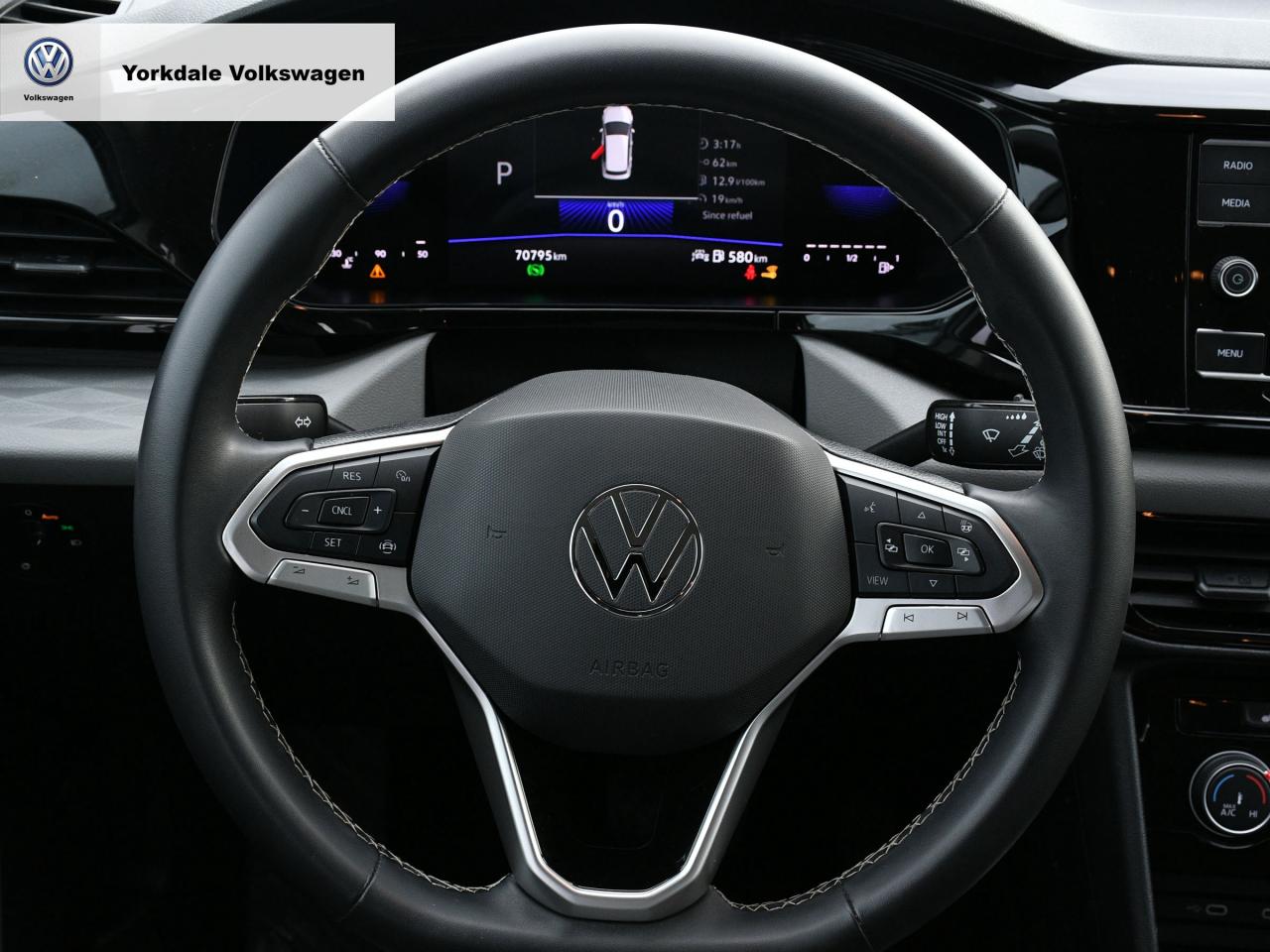 2024 Volkswagen Taos  Photo
