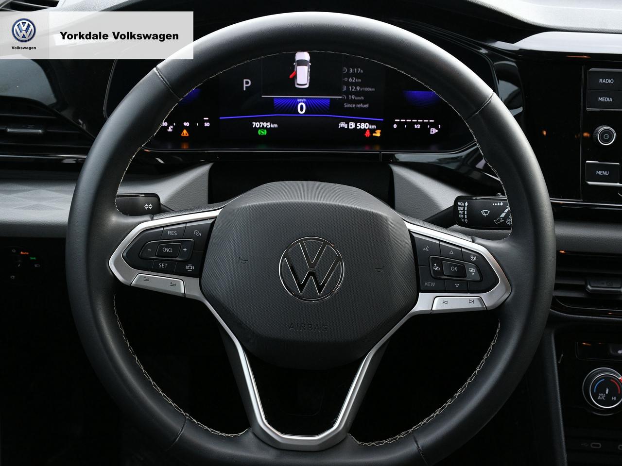2024 Volkswagen Taos  Photo