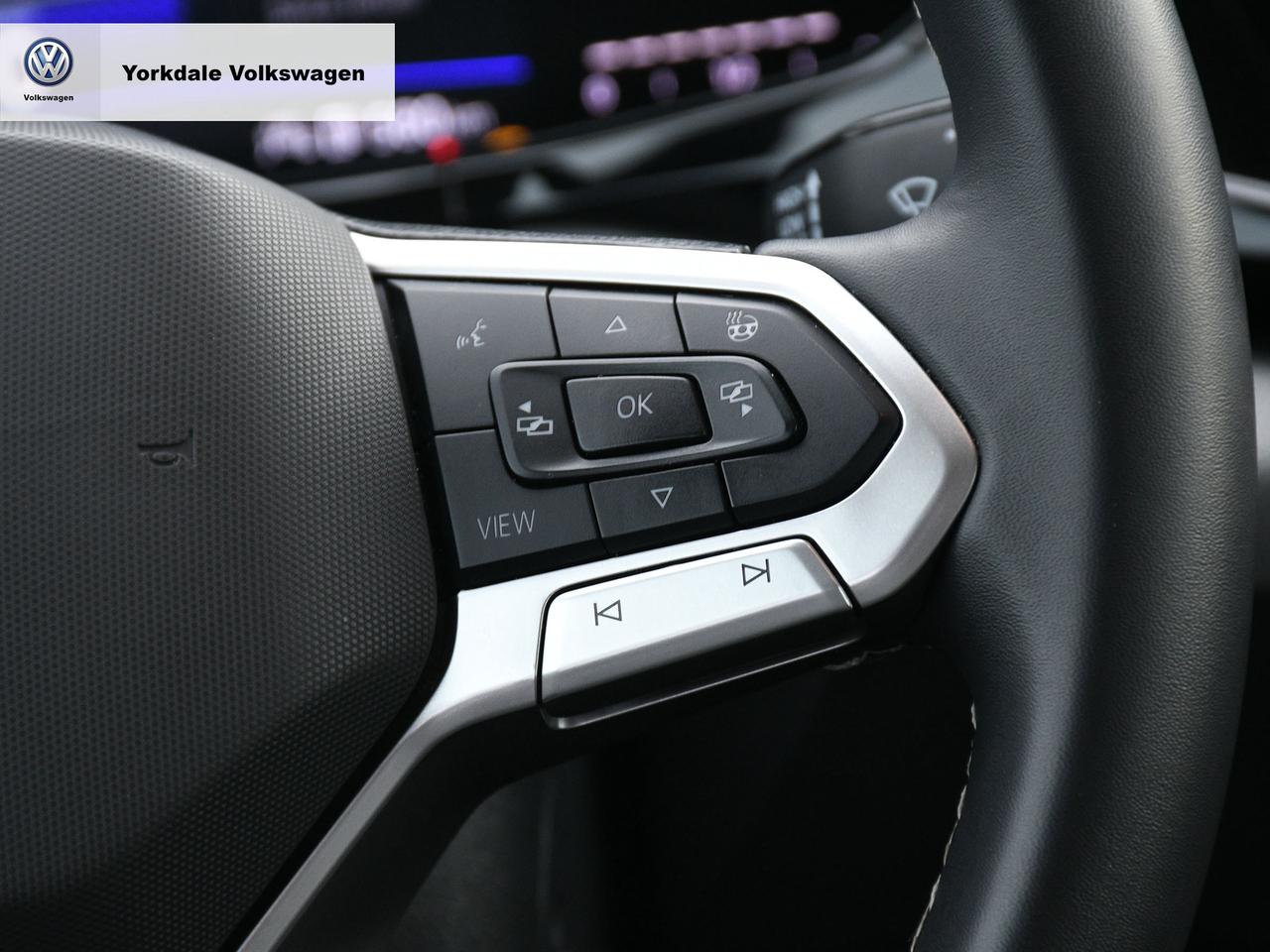 2024 Volkswagen Taos  Photo