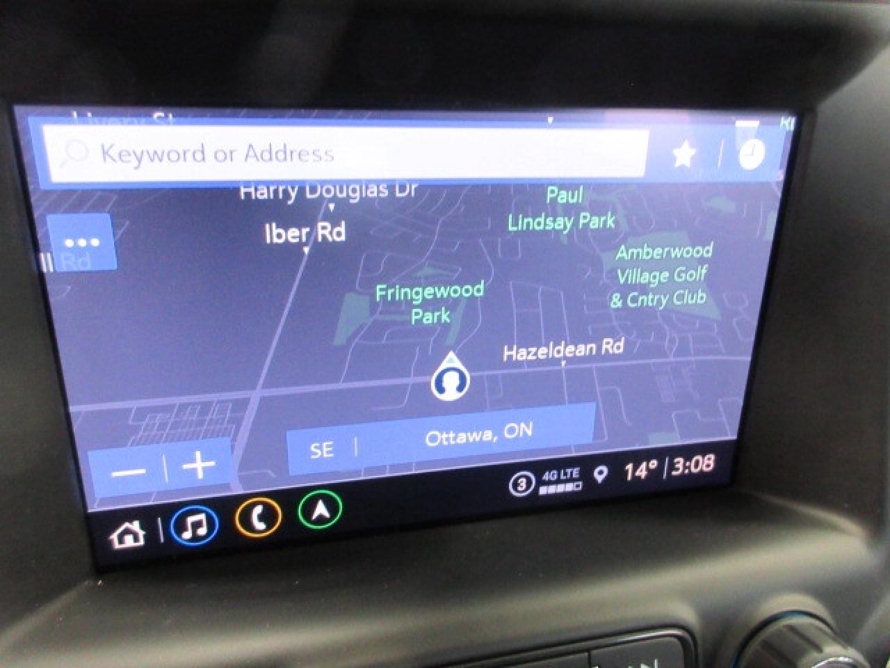 2022 GMC Terrain SLT AWD, NAV, ROOF, LEATHER, APPLE/ANDROID, 69K! Photo